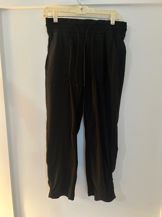 lululemon athletica Pants - lululemon athletica Black Elastic Waist Joggers Size 8 Adjustable Ankles